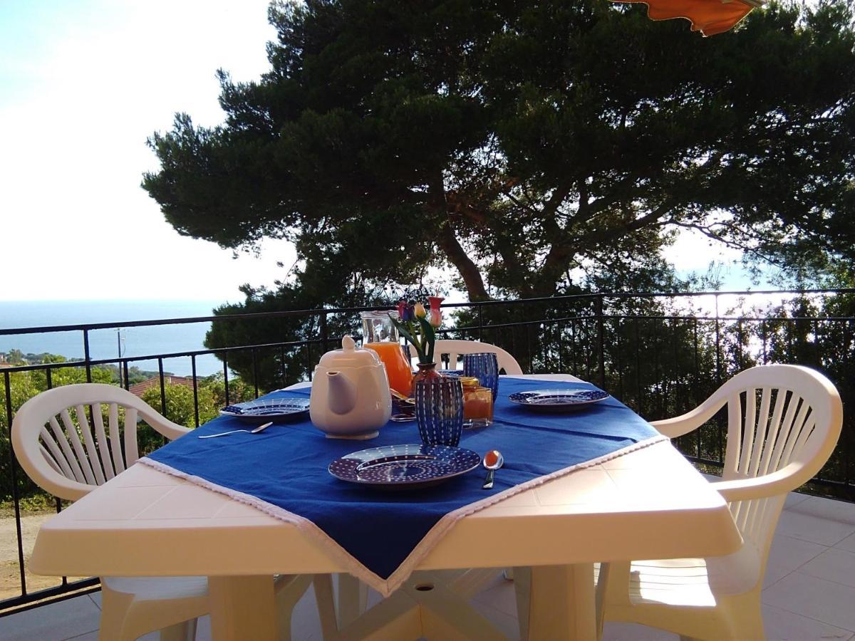 La Casa Dei Nonni - Services Included - Servizi Inclusi Capoliveri  Exteriér fotografie